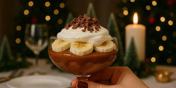 Nopea jälkiruoka jouluun – Banoffee trifle vie 10 minuuttia!